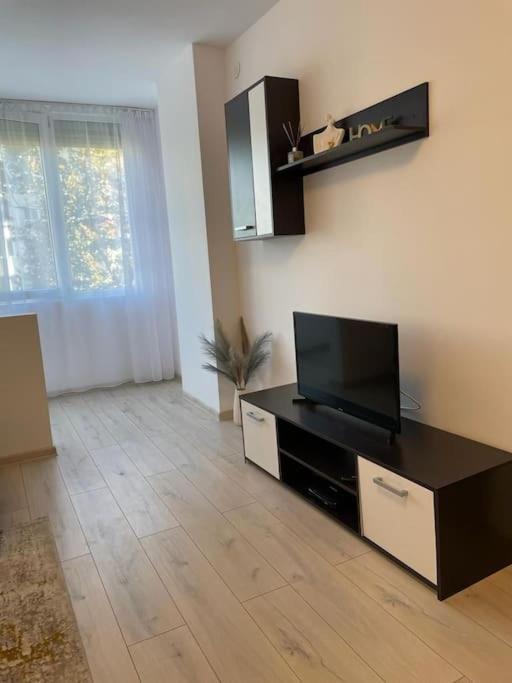 Appartement Mav Bucarest Extérieur photo
